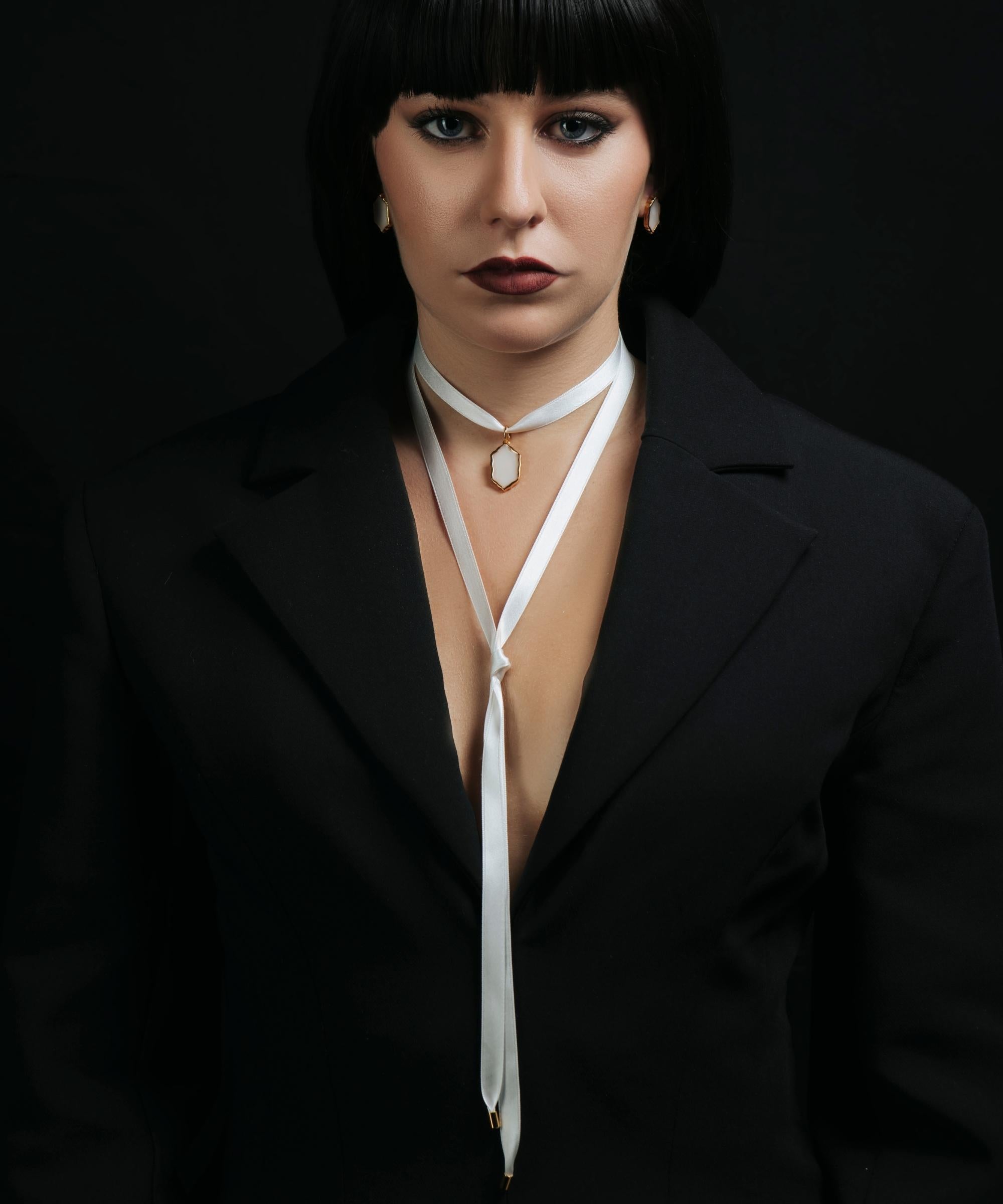 Amal Noire Raso Bianco - Gold