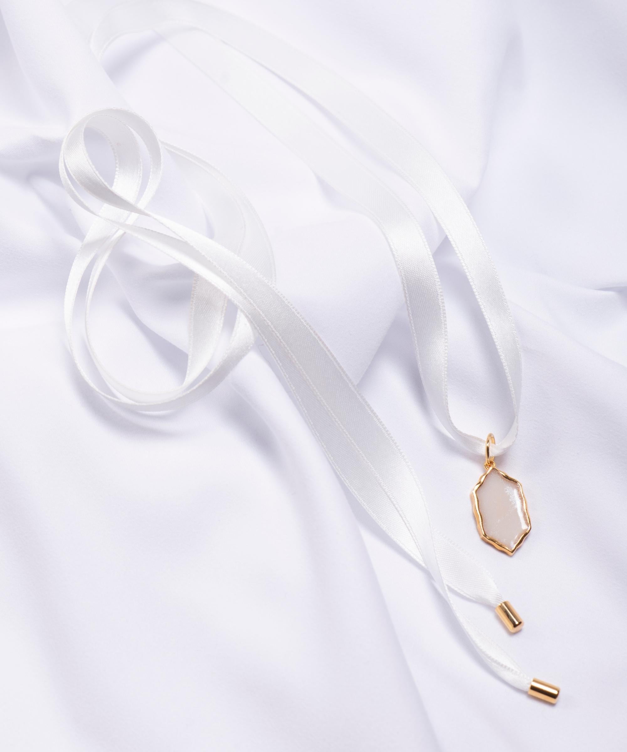 Amal Noire Raso Bianco - Gold